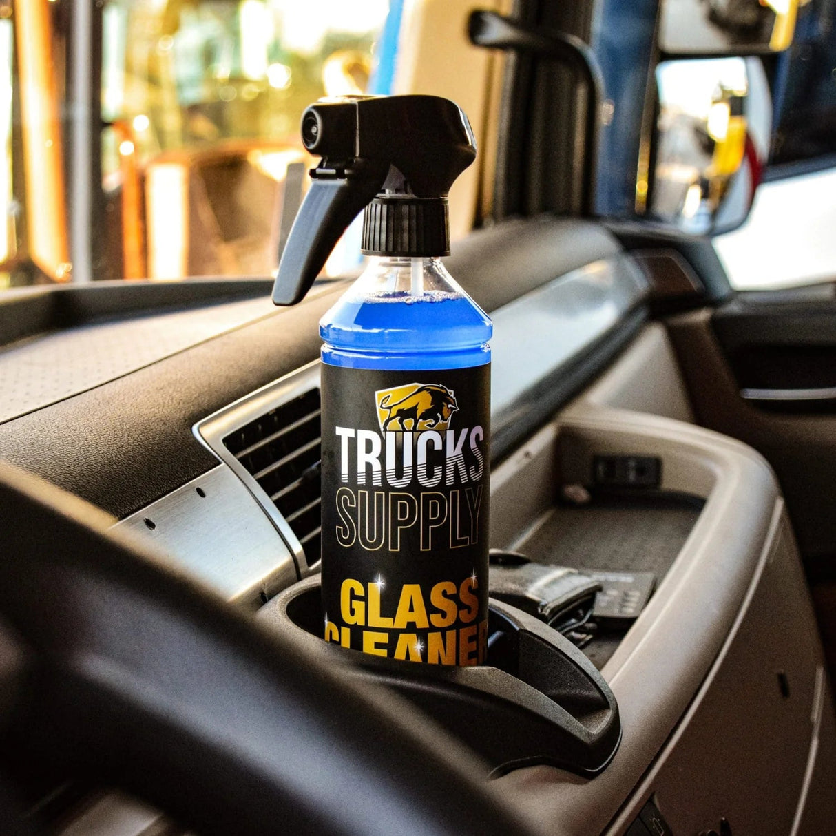 Glass Cleaner in Exterieur pakket pro - Truckssupply - in interieur vrachtwagen